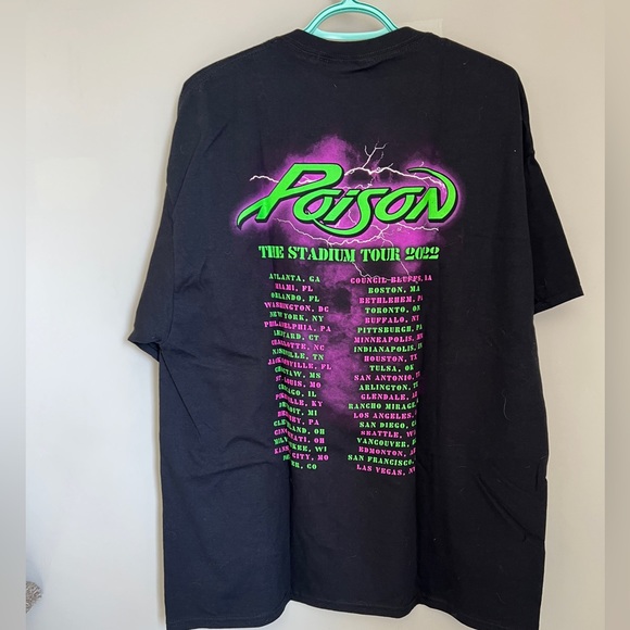 Poison the Stadium Tour 2022 Concert T-shirt - Picture 2 of 2